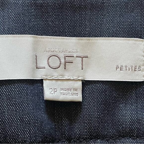 Loft lined knee length gray pencil skirt size 2P b27 - Picture 2 of 4